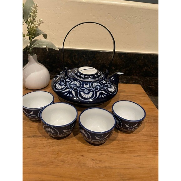 Bombay Company Cobalt Blue & White Teapot 4 Cups Set - Picture 7 of 8